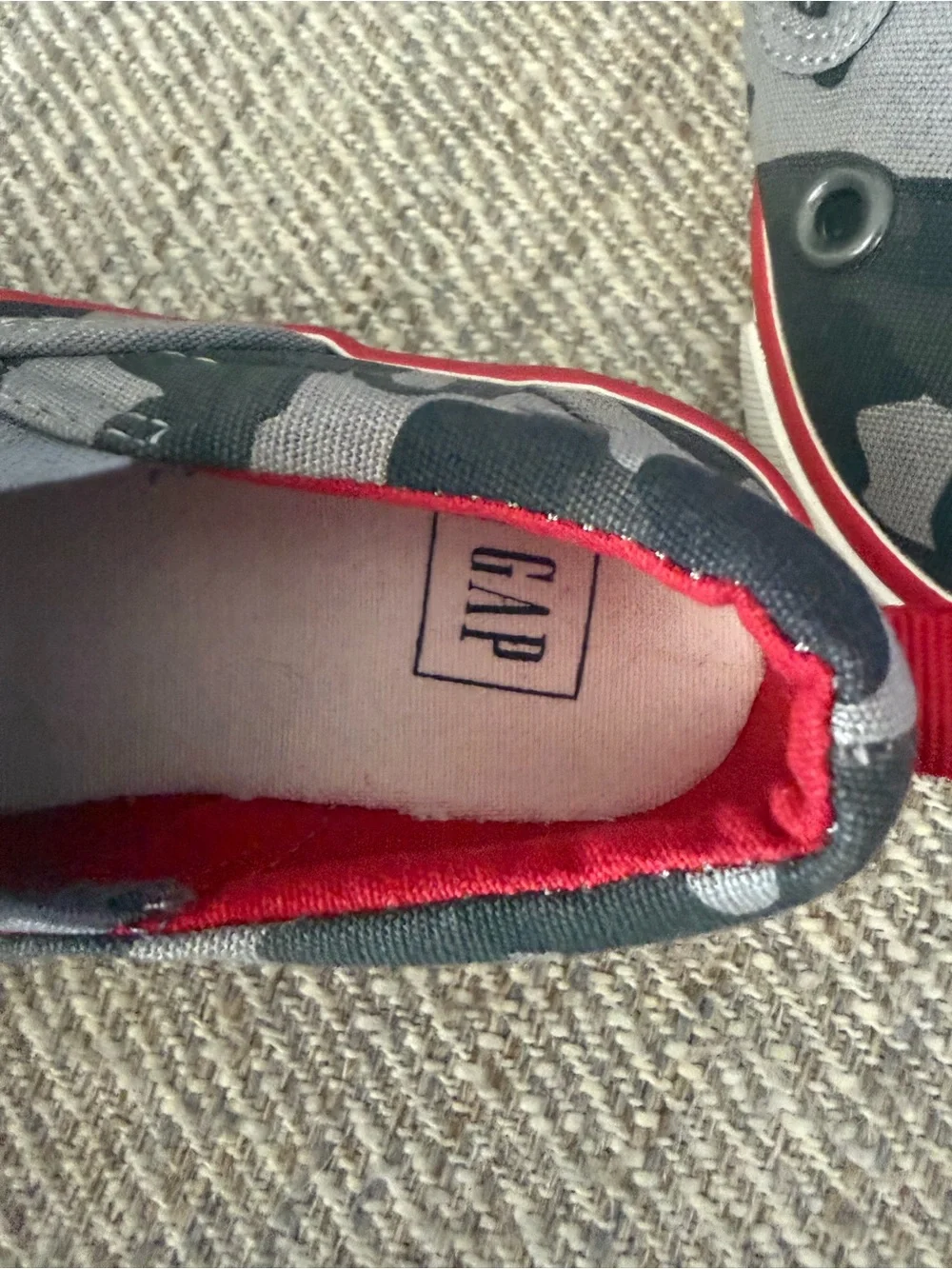GAP Kids Gray Camouflage Slip-On Sneakers with Red Accents. Toddler 7C NWOT